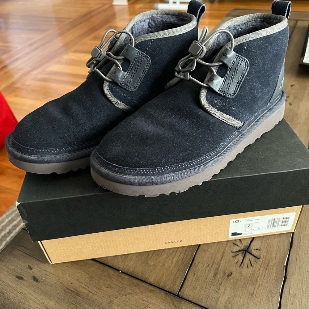 UGGs Navy Suede Neumel Ghillie Chukka Wool Lined Leather Ankle Boots sz 8.5 #P11